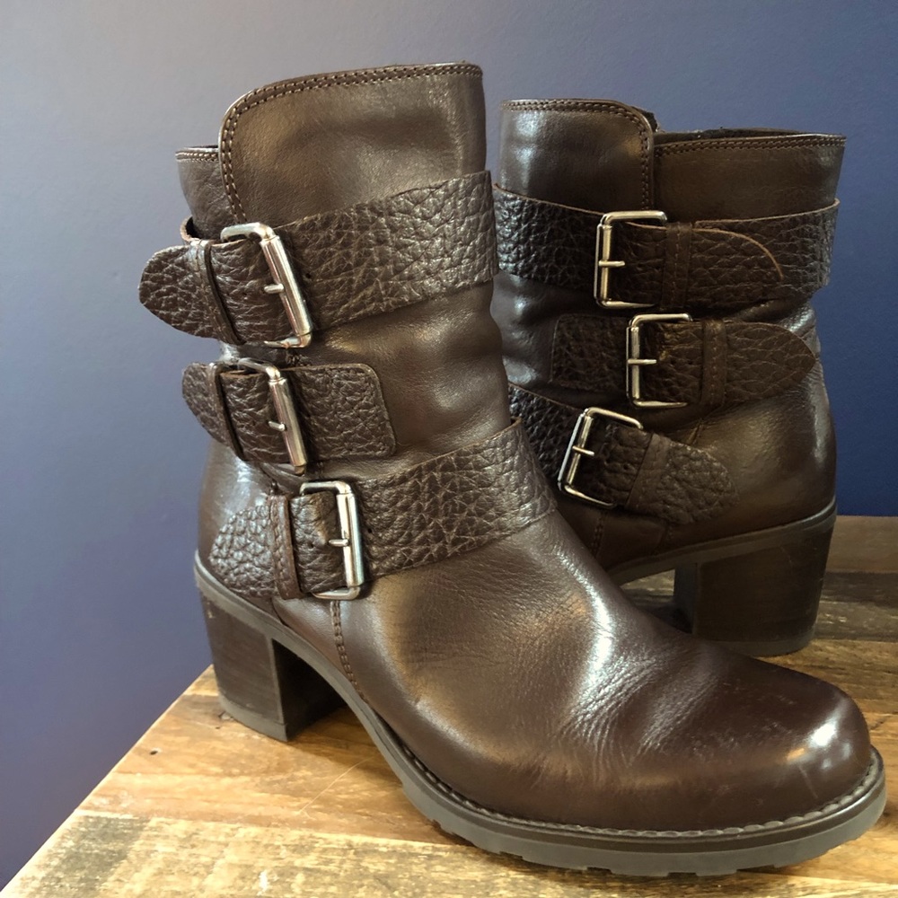 Clarks Fernwood Lake Triple Buckle Boots